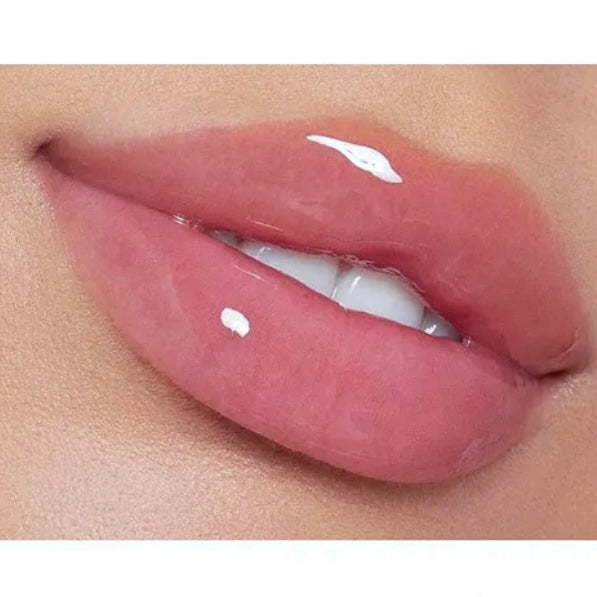 Makeup Essentials Lip Oil in Pink Sunset